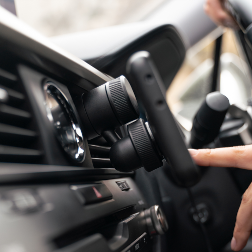 Quad Lock™ Vent Car Mount - 1744959.png