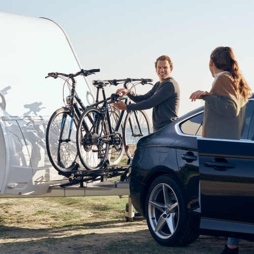 Thule Caravan Superb Xt Black Standard - 1391455.png
