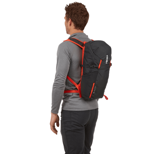 Thule Alltrail 15L - 1388238.png