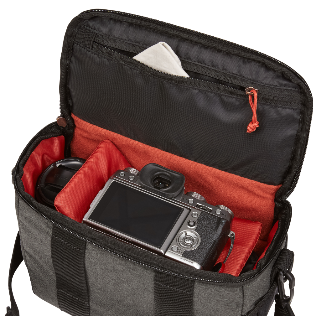 Case Logic Era Dslr Shoulder Bag - 675461.jpg