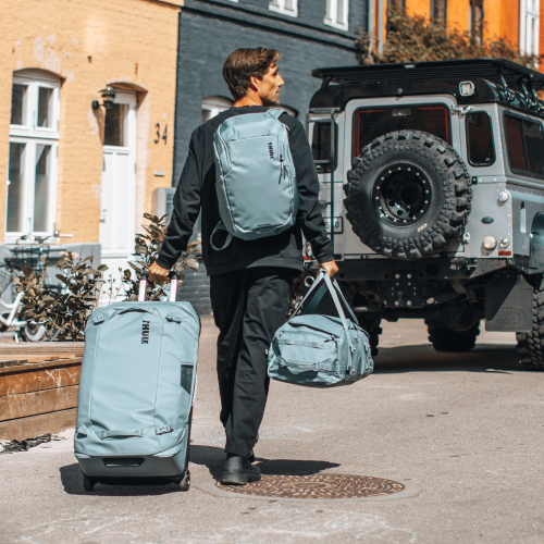 Thule Chasm 40L Duffel - 1426417.png