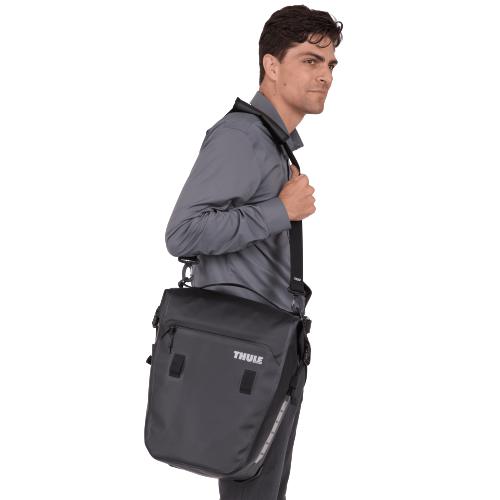 Thule Shield Pannier22l - 1384387.png